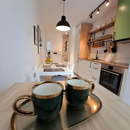 Babalina's Place Apartment *